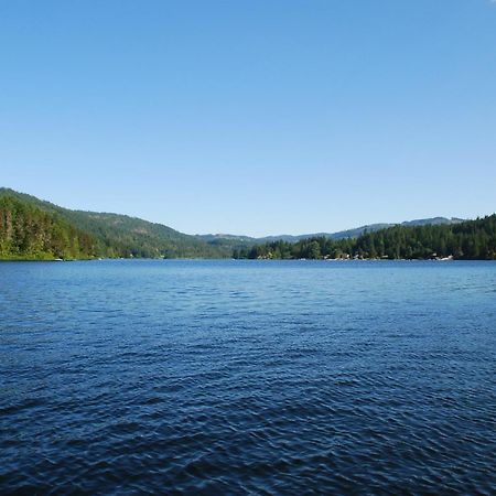 Shawnigan Suite B & B Shawnigan Lake Bagian luar foto